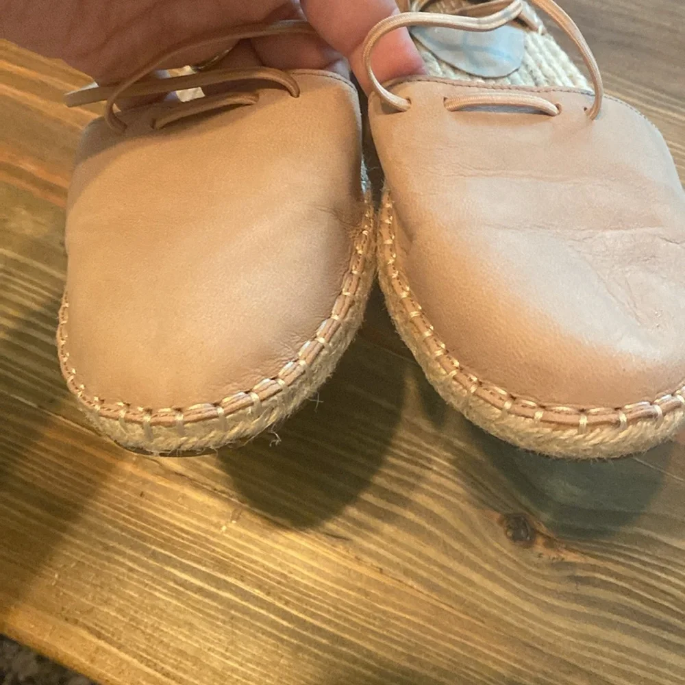 Eileen‎ Fisher round toe leather espadrille sandals